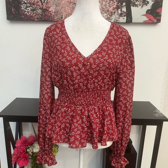 SHEIN Womens Top Boho  V Neck Floral Size L Long Sleeve Ruffle Hem, Shirred, - Picture 3 of 13